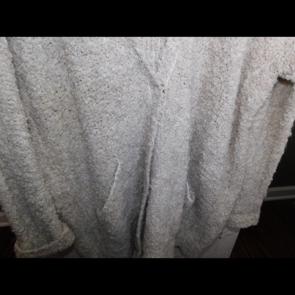 • Free People Sweater • - Picture 3 of 7